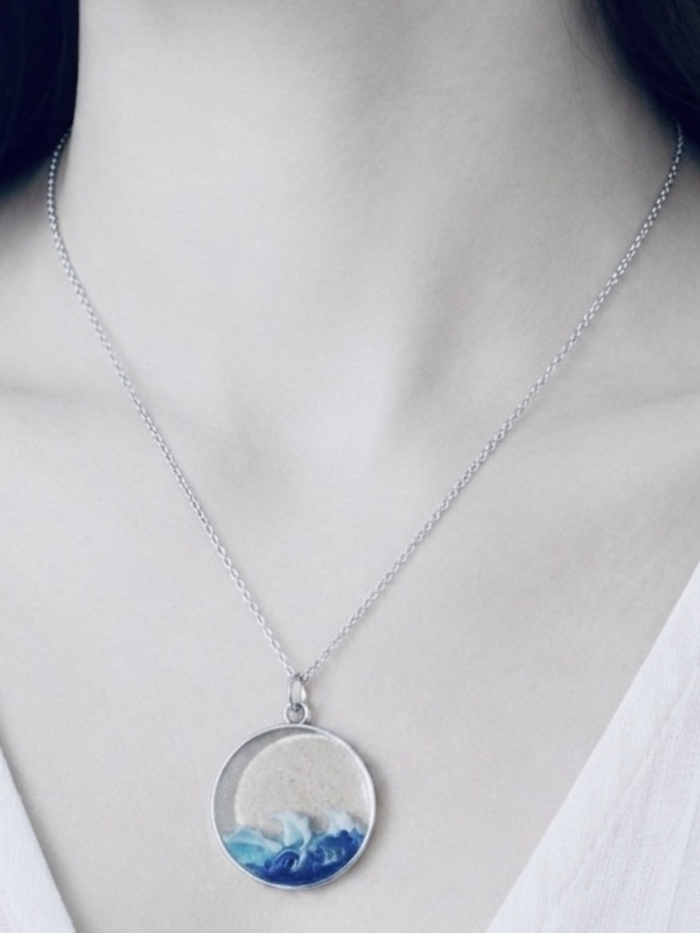 “Dance with the Waves, Move with the Sea” Oceanscape Tidal Water Island Necklace - Picture 10 of 10